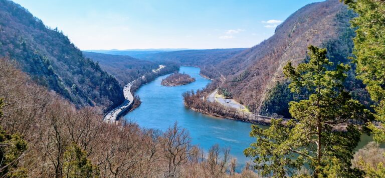 Mount Tammany NJ - GoTravelHiking