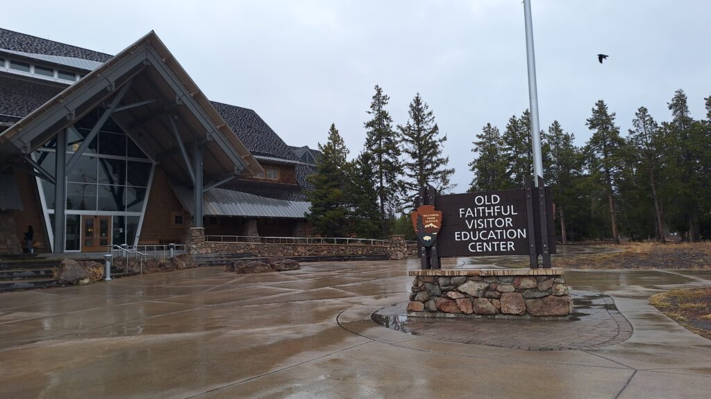 Old Faithful - Yellow Stone